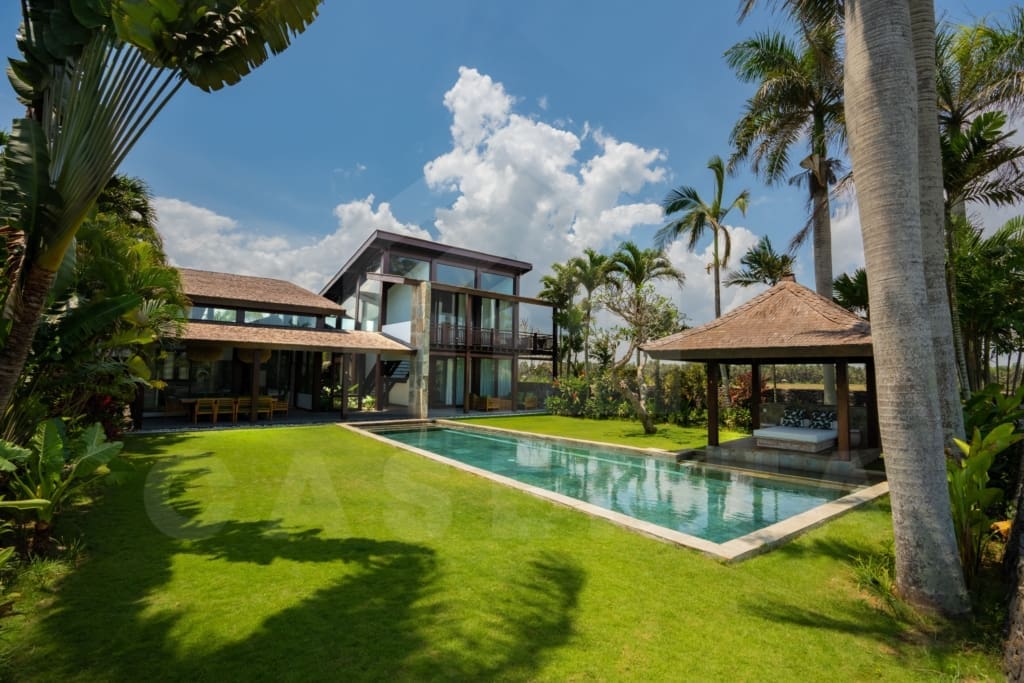 Buy a villa in Bali -Spacious outdoor area of these Bali villas for sale on the Tabanan coastline
