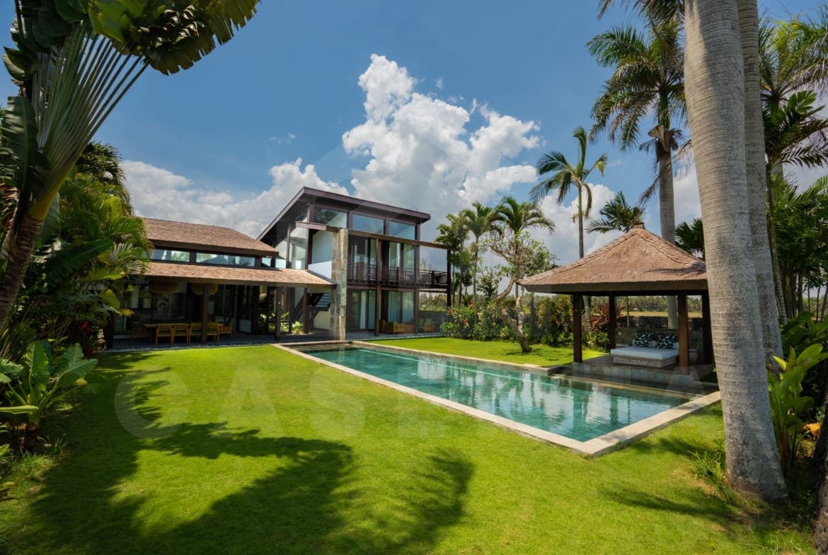 Buy a villa in Bali -Spacious outdoor area of these Bali villas for sale on the Tabanan coastline