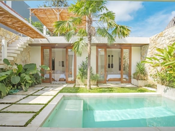 Outdoor area inside of attractive 2 bedroom villa in Tumbak Bayuh