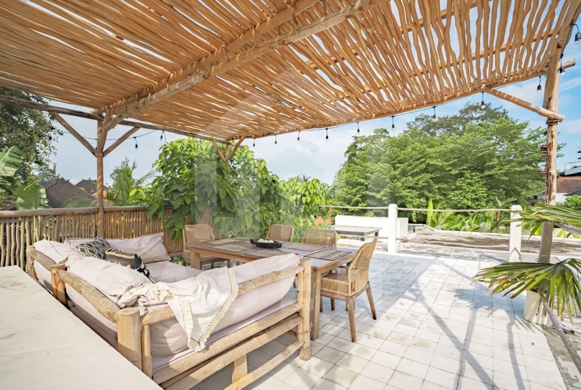 Rooftop area in attractive 2 bedroom villa in Tumbak Bayuh